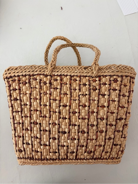 Handbags - Woven Straw Tote Bag in Natural and Brown